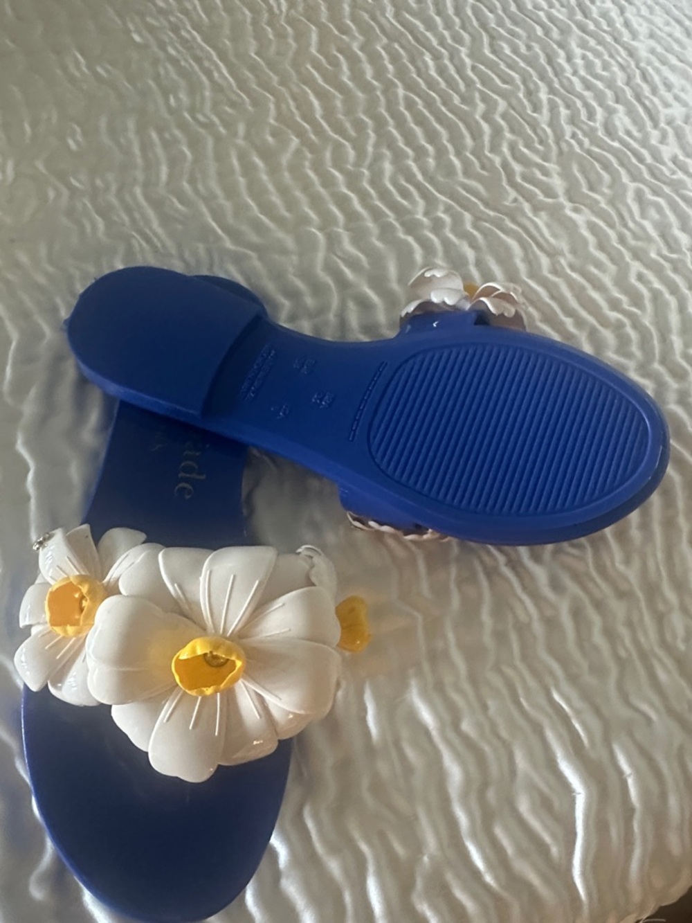 kate spade blue sandals with white and yellow floral accents - Picture 4 of 5